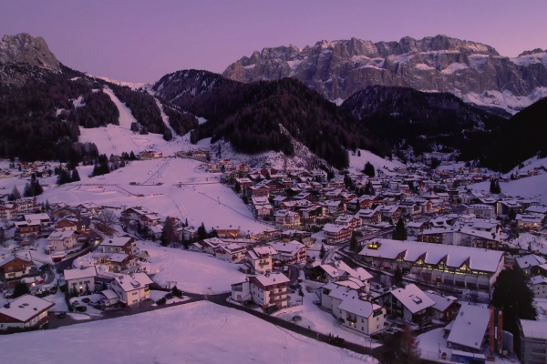 Winter Dream in the Dolomites - Hotel Fanes